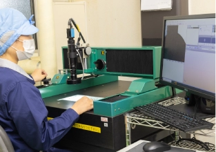 非接触二次元画像測定器